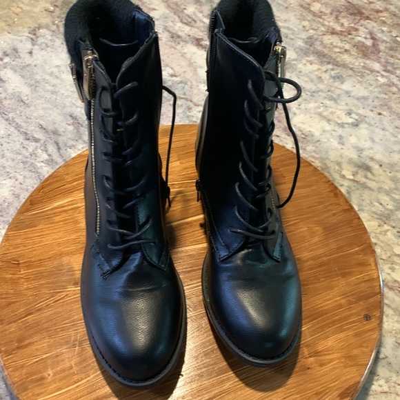 New Bamboo Black Lace up boots with zipper size 10 - Picture 2 of 10